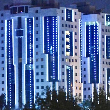 Amt Mena Aparthotel Doha Buitenkant foto
