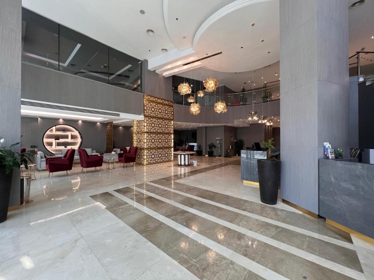 Amt Mena Aparthotel Doha Buitenkant foto
