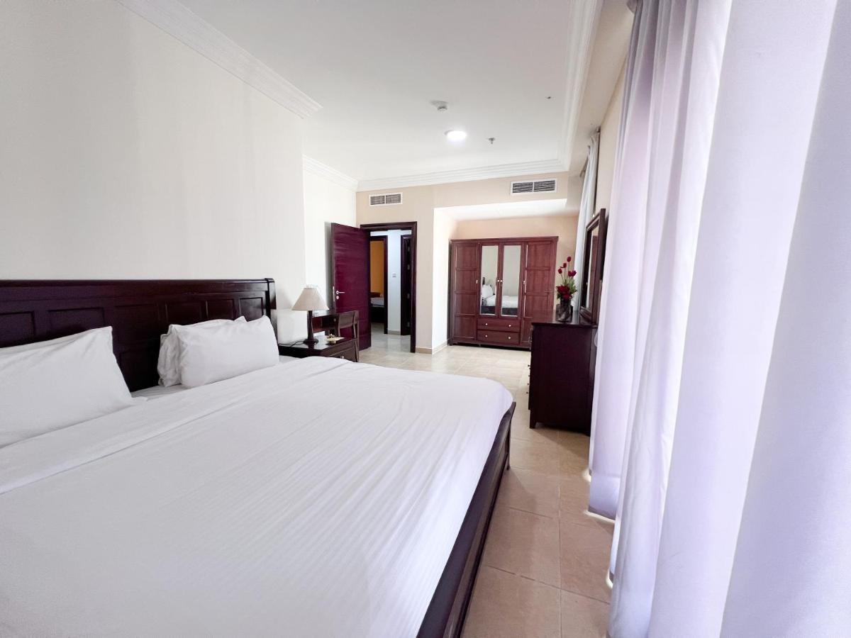 Amt Mena Aparthotel Doha Buitenkant foto