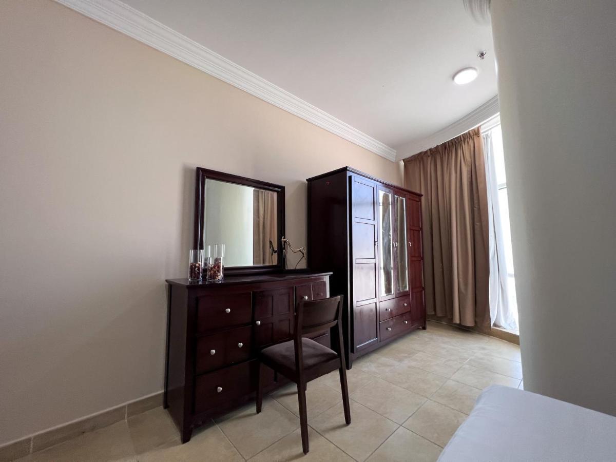 Amt Mena Aparthotel Doha Buitenkant foto