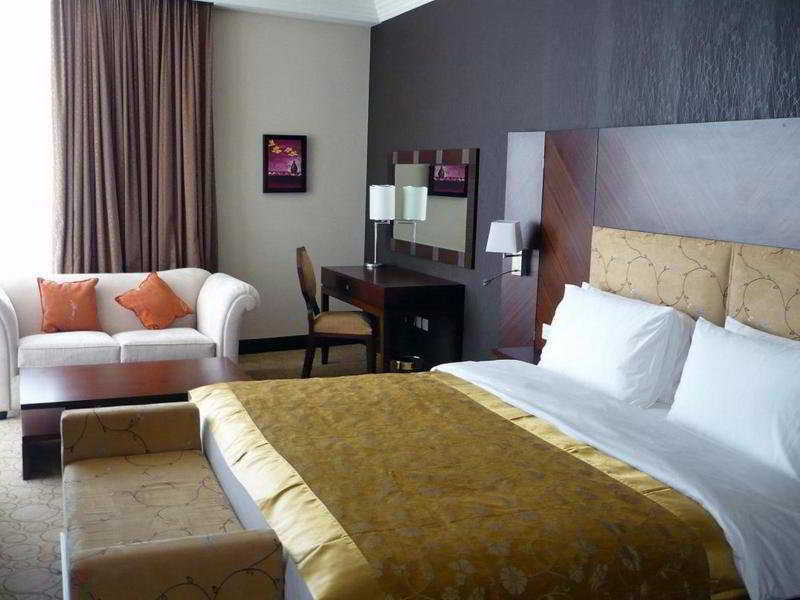 Amt Mena Aparthotel Doha Kamer foto