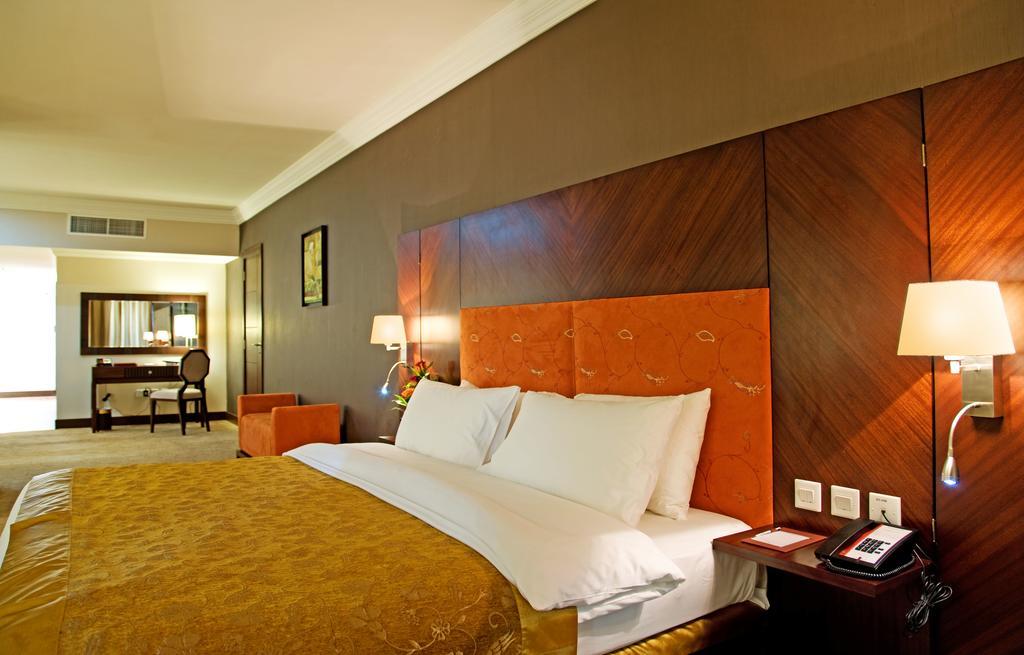 Amt Mena Aparthotel Doha Kamer foto